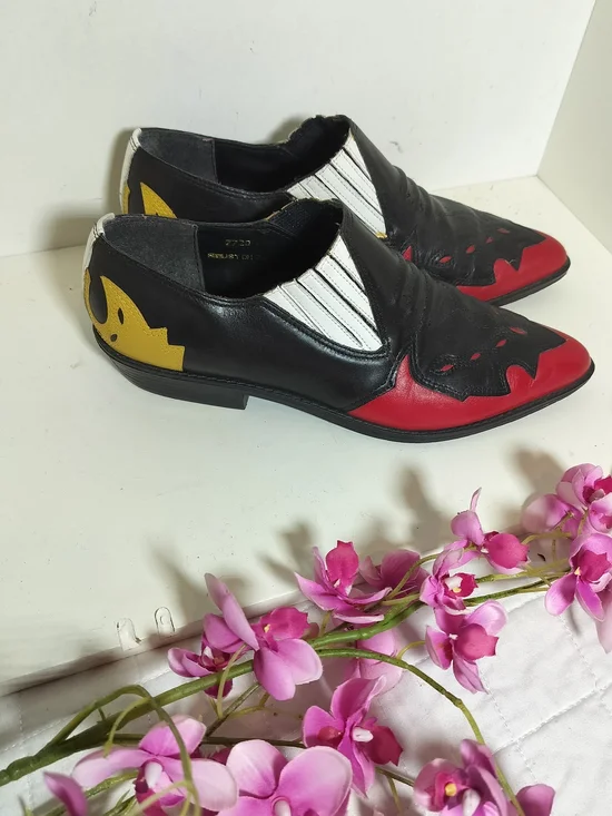 Vintage Mootsies Tootsies Black and Red Leather Slip-On Loafers - Picture 2 of 7